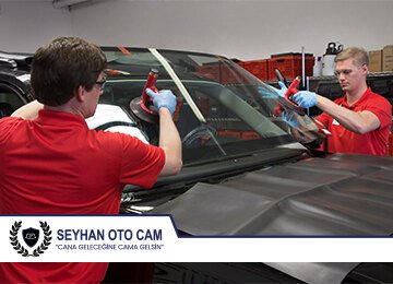 Ücretsiz Oto Cam Değişimi Kapaklı